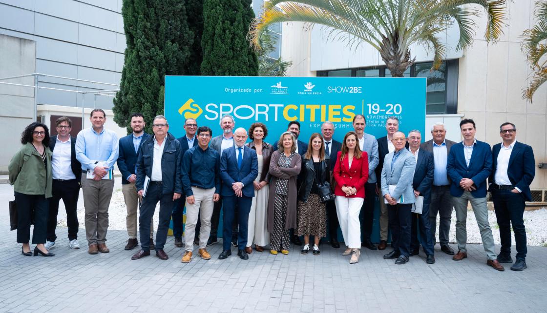Foto de familia de la presentación del salón profesional especializado en infraestructuras, equipamiento, mantenimiento y servicios para instalaciones deportivas SPORTCITIES Expo&Summit, este miércoles en Valencia. EFE/SHOW2BE/CEDIDA/CRÉDITO OBLIGATORIO