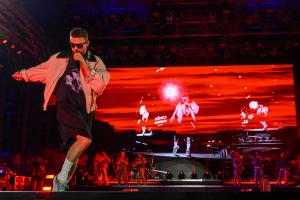 El cantante y músico estadounidense Justin Timberlake actúa en el escenario del Festival Iconica 2025 en Sevilla, 30 May 2025. EFE/ Raul Caro.