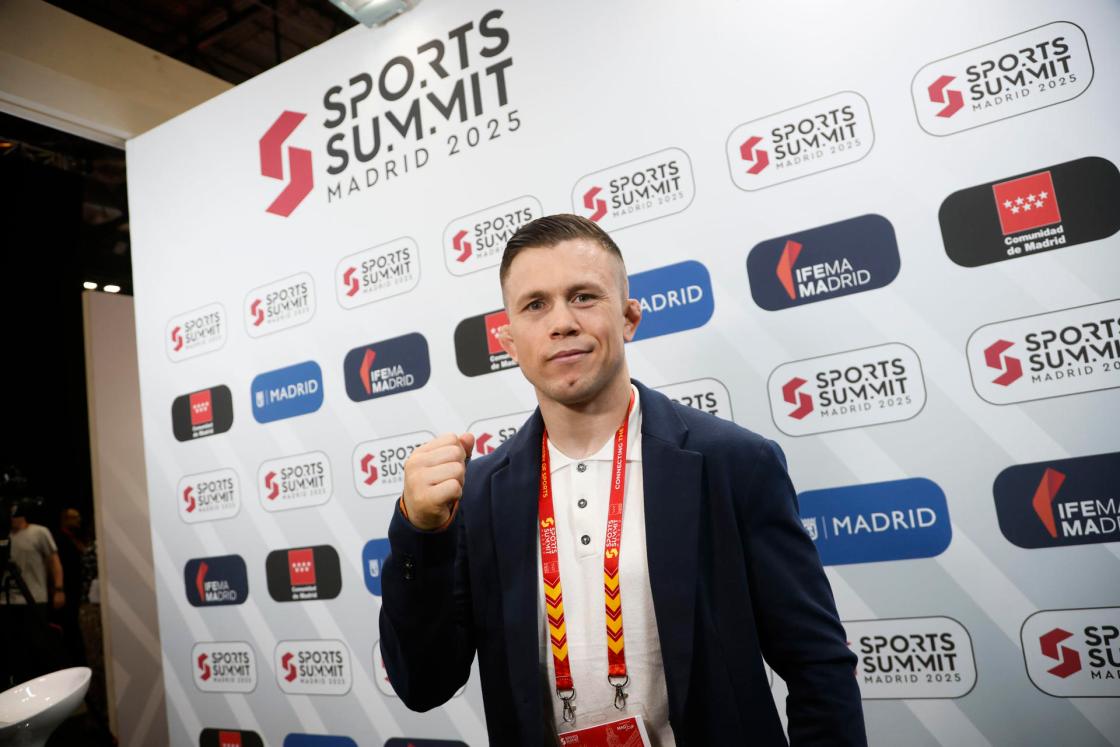 MADRID, 18/06/2025.- Dani Barez, peleador de la UFC, es visto durante una entrevista con la Agencia Efe en la jornada inaugural del "Sports Summit Madrid 2025" que se celebra en las instalaciones de IFEMA, en Madrid. EFE/David Fernández