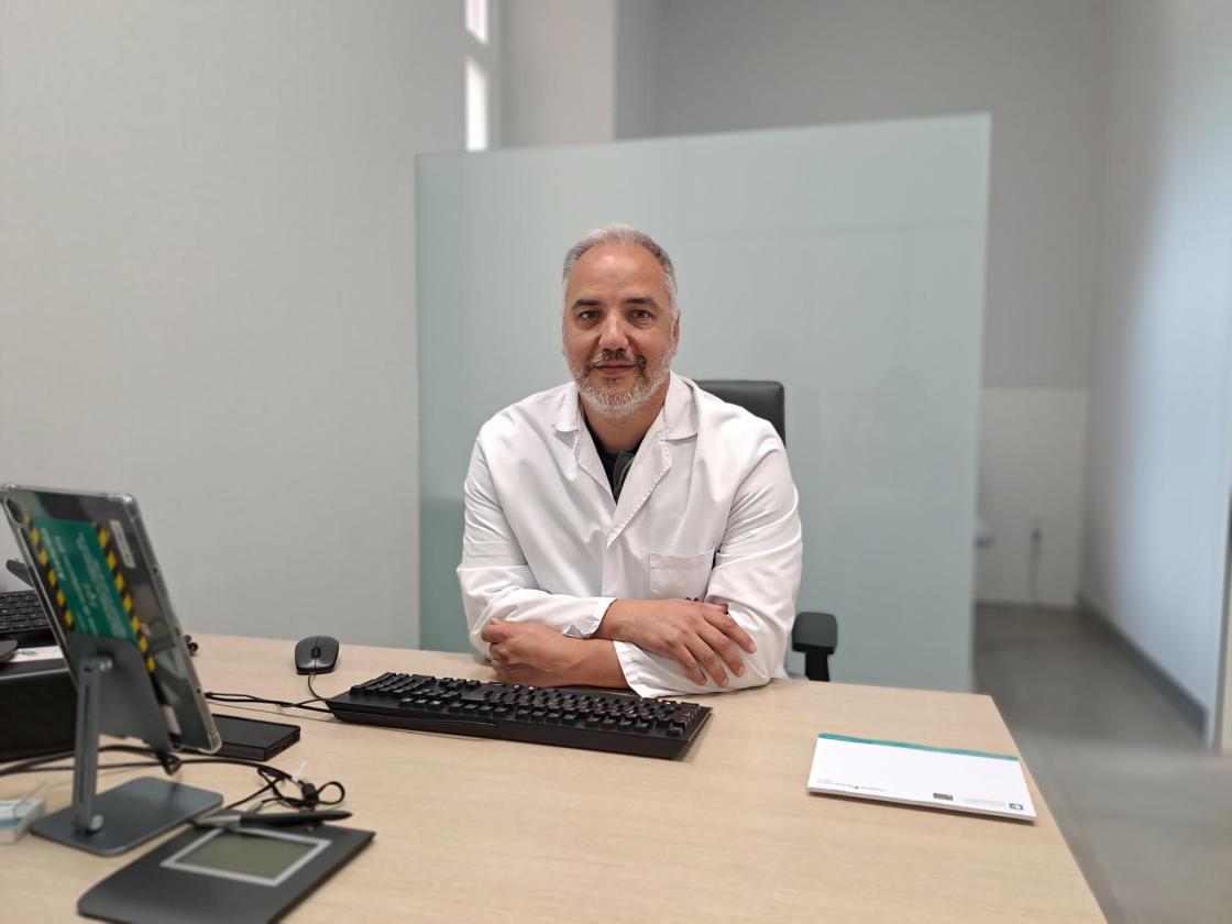 Dr. Sergio Fernandez, especialista de la Unidad del Viajero del Hospital Quiron