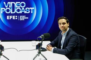 Guillermo Rodríguez, director de Operaciones Antipiratería de LaLiga. Gestiona las estrategias y acciones para proteger los derechos de los titulares de contenido y broadcasters en todo el mundo. En el transcurso del primer videopodcast EFE Sports Business, emitido este viernes, disecciona un paisaje donde los clubes pierden 600 millones de euros al año. EFE/Ballesteros