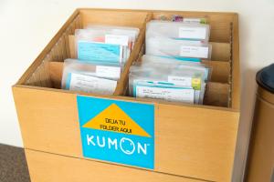 Fotografía sin fecha específica de toma cedida por Kumon, que muestra una persona en la recepción del instituto transnacional Kumon en Ciudad de México (México). EFE/ Lizeth Arauz /XquendaFoto Kumon/SOLO USO EDITORIAL NO VENTAS/SOLO DISPONIBLE PARA ILUSTRAR LA NOTICIA QUE ACOMPAÑA (CRÉDITO OBLIGATORIO)