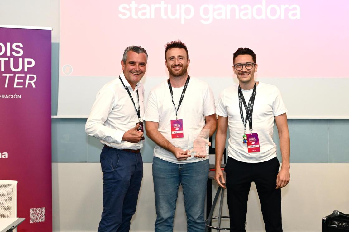 Un sistema de inteligencia artificial que ayuda a gestionar la tesorería empresarial gana la segunda edición del Cofidis Startup Booster.
