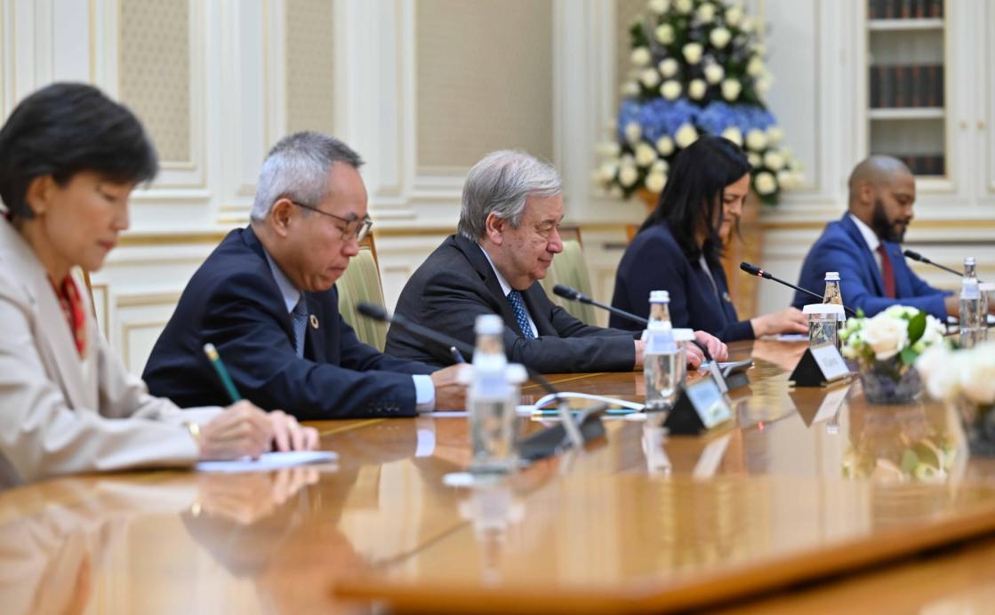 Astana, Aug 3 (EFE).- Kazakh President Kassym-Jomart Tokayev and United Nations Secretary-General António Guterres presided Friday over the signing of an agreement to establish a UN Regional Center for the Sustainable Development Goals for Central Asia and Afghanistan.–EFE/Kazakh Presidential OfficeEDITORIAL USE ONLY/ONLY AVAILABLE TO ILLUSTRATE THE ACCOMPANYING NEWS STORY (MANDATORY CREDIT) ** 