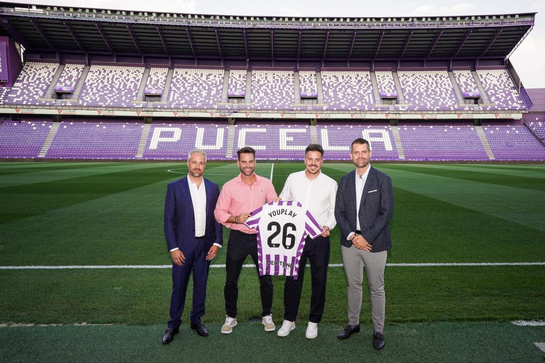 Pie de foto: Felices Gabriel Solares y Enrique Uruñuela de Real Valladolid CFAutor: Real Valladolid CF