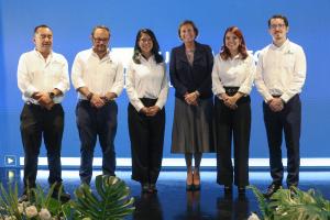 El programa social privado denominado "Guatemaltecos por la Nutrición" catalogó como "históricos" sus "avances" contra la desnutrición. EFE/ Mariano Macz.