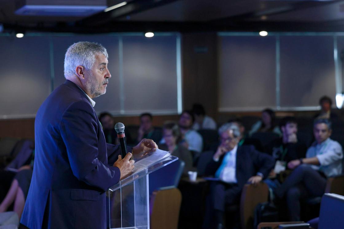 EFE president Miguel Ángel Oliver speaks Thursday, Sept. 4, during the opening of the 3rd Latin American Green Economy Forum (FLEV) in São Paulo, Brazil. EFE/Sebastião Moreira