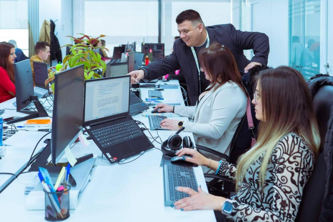 Legalsha lidera reclamaciones de tarjetas revolving y microcréditos abusivos. Autor: Abogados Legalsha