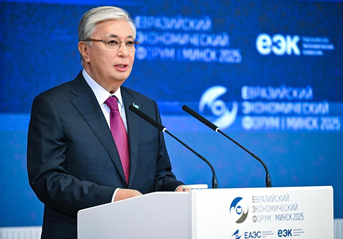 File photo of President of Kazakhstan Kassym-Jomart Tokayev speaks during the plenary session of Eurasian Economic Forum within the framework of the Eurasian Economic Union summit in Minsk, Belarus, 26 June 2025. (Bielorrusia, Kazajstán) EFE/EPA/SERGEY KARPUKHIN / SPUTNIK / KREMLIN / POOL