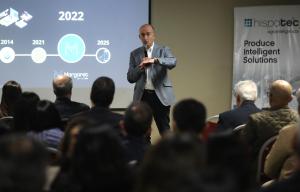 El director ejecutivo de la empresa española Hispatec, José Luis Molina, habla durante un evento este miércoles, en Lima (Perú). EFE/ Paolo Aguilar