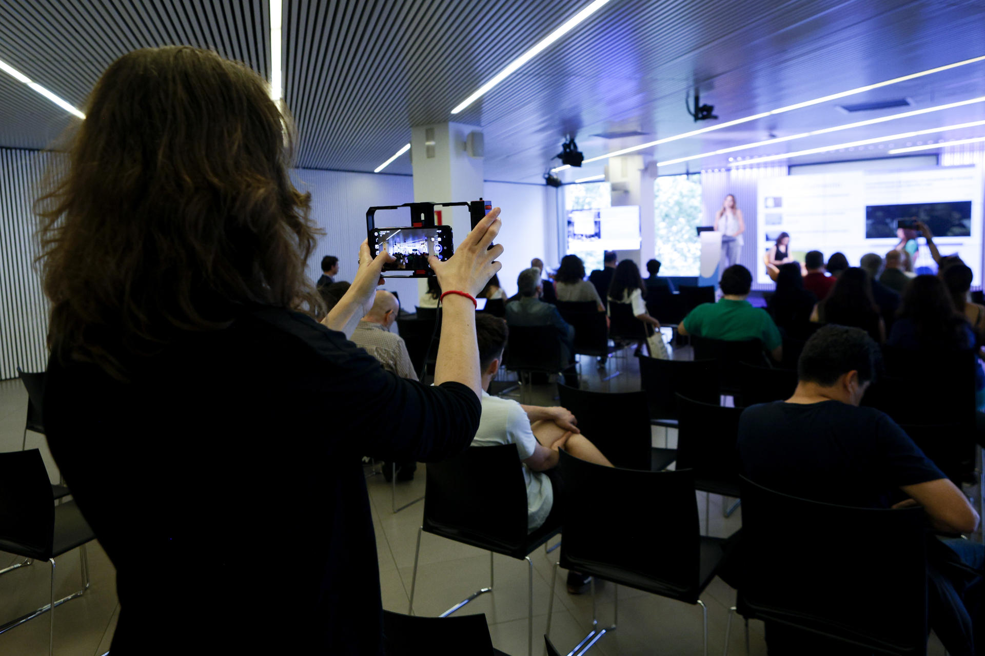Imagen de archivo de una de las jornada de Periodismo Móvil UOC-EFE, celebrada en Barcelona. EFE/Quique García