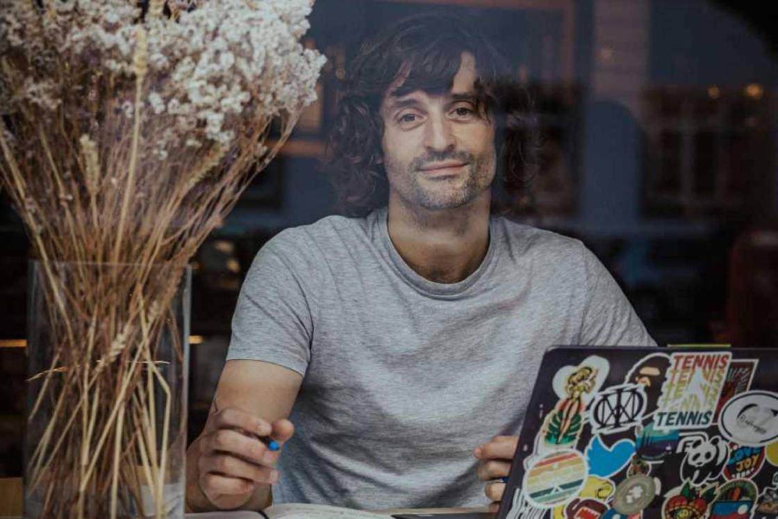 Webs que venden, no solo que lucen, el enfoque SEO de Saúl Vérez