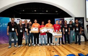 Más de 500 estudiantes universitarios participan en la "Hackathon" anual de Copa Airlines 