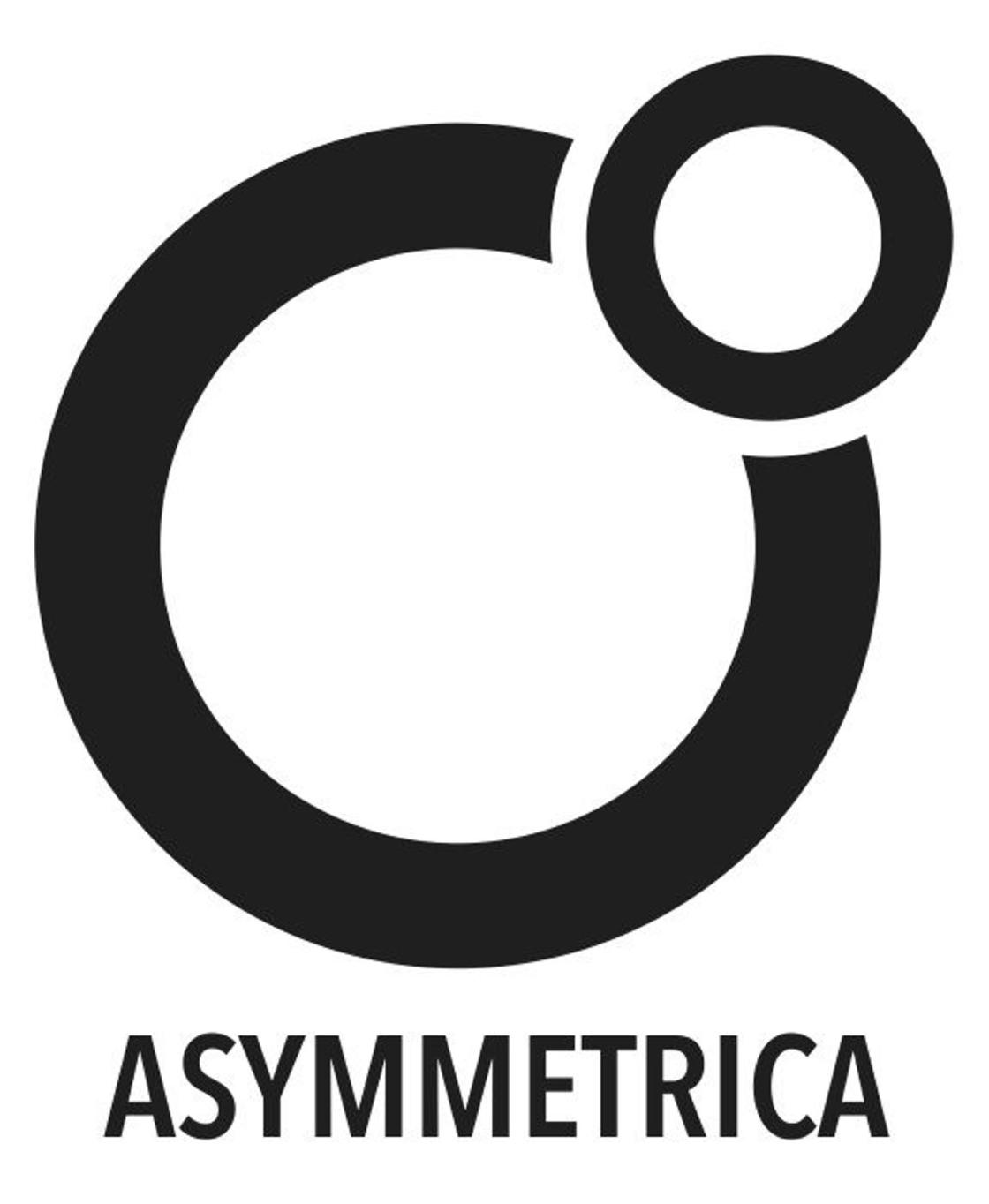 Pie de foto: Dra. Neumann y Sr. Ramanchandran firman acuerdoAutor: Asymmetrica