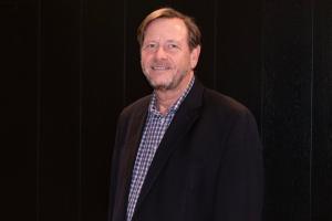 Fotografía cedida por la Asociación Internacional de Edulcorantes del endocrinólogo Hugo Laviada posando durante una entrevista este miércoles, en Ciudad de México (México). EFE/ Asociación Internacional de Edulcorantes /SOLO USO EDITORIAL NO VENTAS /SOLO DISPONIBLE PARA ILUSTRAR LA NOTICIA QUE ACOMPAÑA (CRÉDITO OBLIGATORIO)