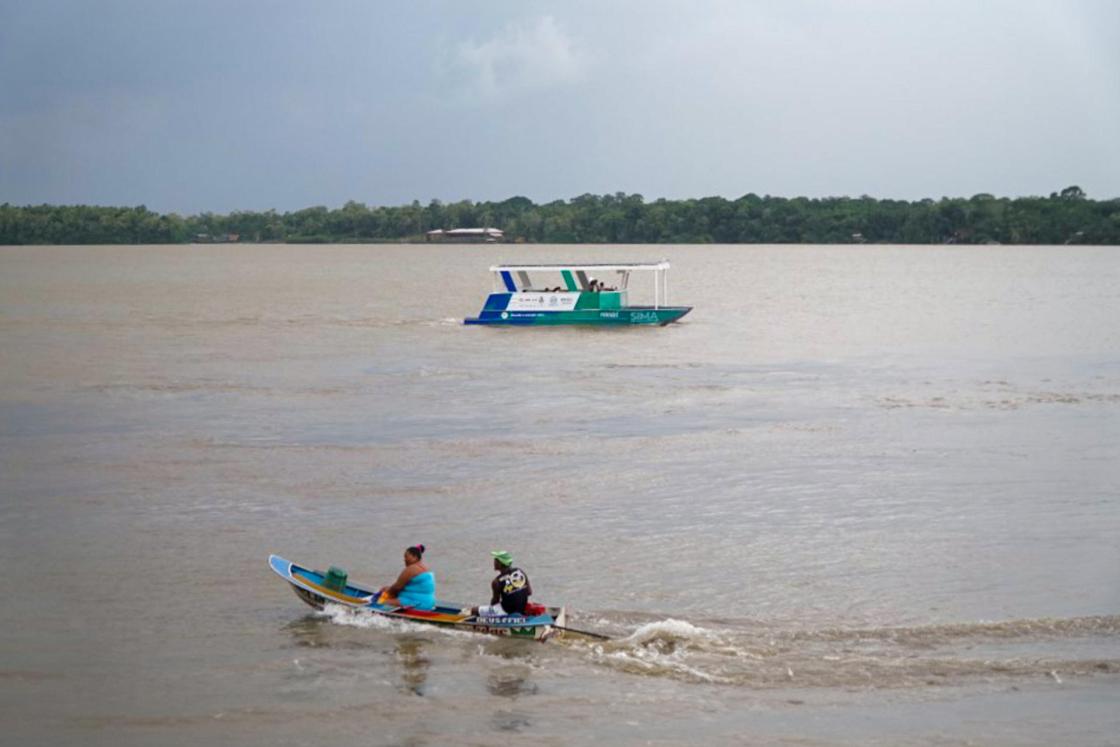 Undated handout photo released by Norte Energia showing an electric boat sailing on the Guamá River in Belém, Brazil. EFE/ Helderlana/ Norte Energía /EDITORIAL USE ONLY/ NO SALES/ ONLY AVAILABLE TO ILLUSTRATE THE ACCOMPANYING NEWS STORY (MANDATORY CREDIT) 