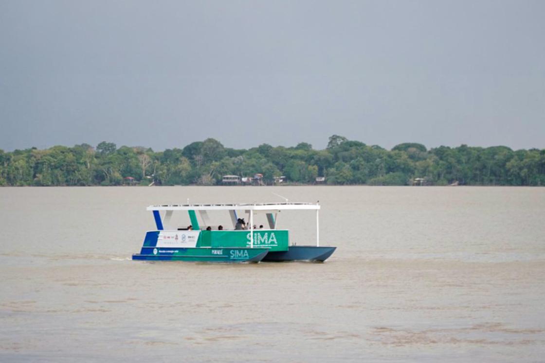 Undated handout photo released by Norte Energia showing an electric boat sailing on the Guamá River in Belém, Brazil. EFE/ Helderlana/ Norte Energía /EDITORIAL USE ONLY/ NO SALES/ ONLY AVAILABLE TO ILLUSTRATE THE ACCOMPANYING NEWS STORY (MANDATORY CREDIT) 