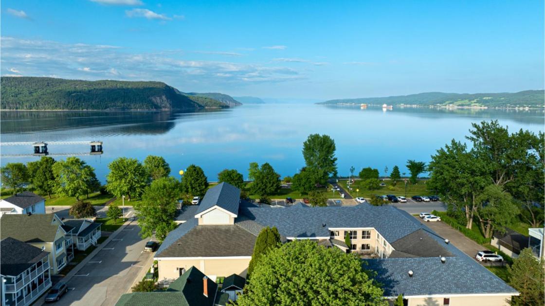 Valeria Landivar: de productora de TV a referente hotelera en Canadá