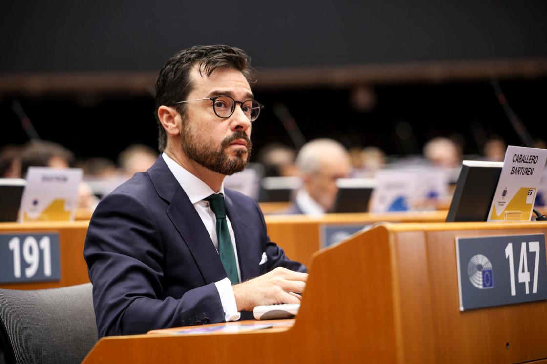 BRUSELAS (BÉLGICA), 15/10/2025.- El secretario general de Acción Exterior del País Vasco, Ander Caballero Barturen, participa este miércoles, en el Comité de las Regiones, en Bruselas. EFE/ Pablo Garrigós
