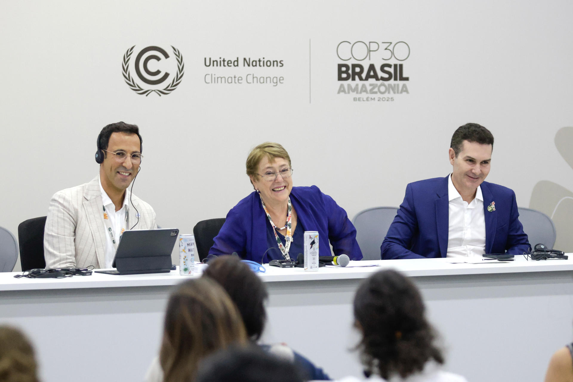 Miembros de la sociedad civil y representantes políticos del Sur Global esperan liderar el debate sobre adaptación climática en la COP30, con un enfoque crucial en la seguridad hídrica. Ese fue uno de los puntos centrales del evento ‘Implementación de los indicadores del Objetivo Global de Adaptación (GGA)’, desarrollado durante la cumbre climática y organizado por el Fondo Financiero para el Desarrollo de la Cuenca del Plata (Fonplata), banco de desarrollo conformado por Argentina, Bolivia, Brasil, Paraguay y Uruguay, en la COP30. EFE/ Fraga Alves.
