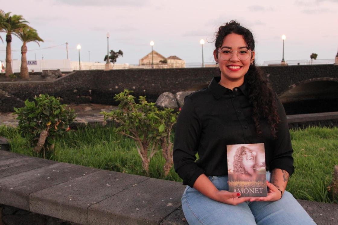 Convierte la herida en palabra en Quédate conmigo, un testimonio de luz nacido de oscuridad