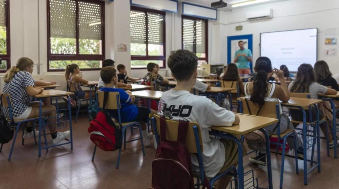 Fejuves colabora en llevar el buen uso de los videojuegos a los centros educativos