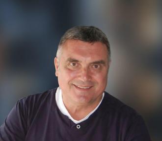 Una estrella imposible en la Catedral de Valencia: el thriller histórico con el que Francisco Yago debuta en la novela.