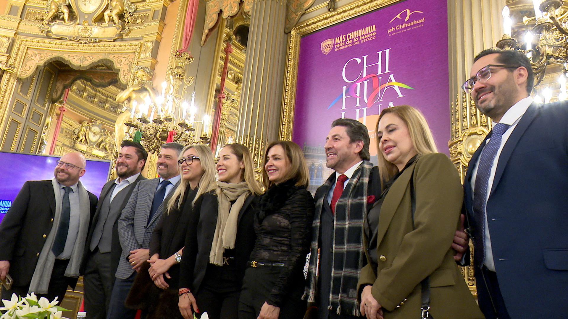 El director del Fideicomiso de Promoción Turística de Chihuahua, Julio Chávez (2i) y el secretario de Turismo del estado de Chihuahua, Edibray Gómez (3d), entre otros asistentes a la presentación de la oferta turística de esta región mexicana para Fitur 2026, que ha tenido lugar este martes en la Casa de América de Madrid.