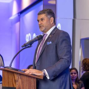 Andrés Farrugia detalla nuevo programa de financiamiento para trabajadores de la construcción