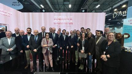 Coímbra y Castelldefels unen sinergias turísticas y gastronómicas en Fitur