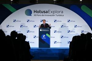 MADRID (ESPAÑA), 19/01/2026.- El presidente de Grupo Hotusa, Amancio López, inaugura el XII Foro de Innovación Turística Hotusa Explora este lunes en Madrid. EFE/ Fernando Villar