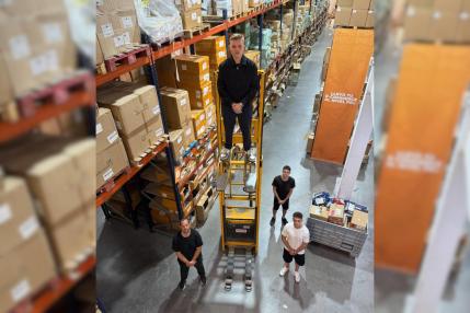 Gabi Lupei dice ser experto en el comercio digital pero 85% de personas que empiezan a formarse con él pierden dinero…