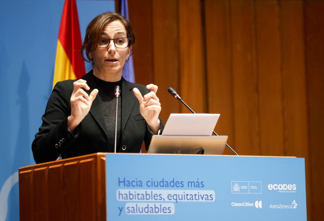 MADRID, 27/02/2026.- La ministra de Sanidad, Mónica García, participa en una jornada sobre urbanismo saludable organizada por el Ministerio de Sanidad en colaboración con ECODES este viernes en Madrid. EFE/ David Fernández