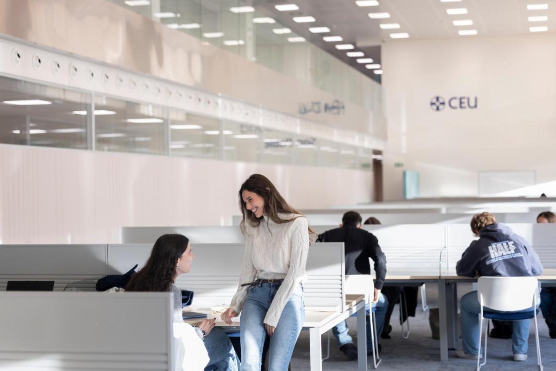 El CEU aumenta sus becas y ayudas un 24%, llegando a los 30 millones de euros
