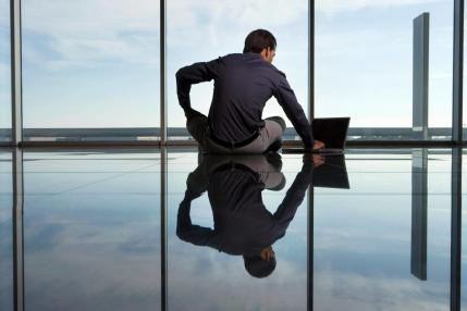 Cursos de IA para empresas por ISEEN y Centria Group: el potencial de la Inteligencia Artificial