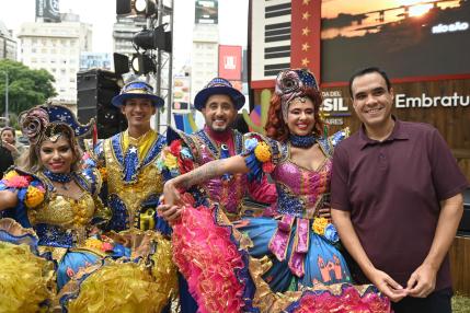 Brasil invita a los argentinos a viajar a las fiestas juninas, «el segundo carnaval»