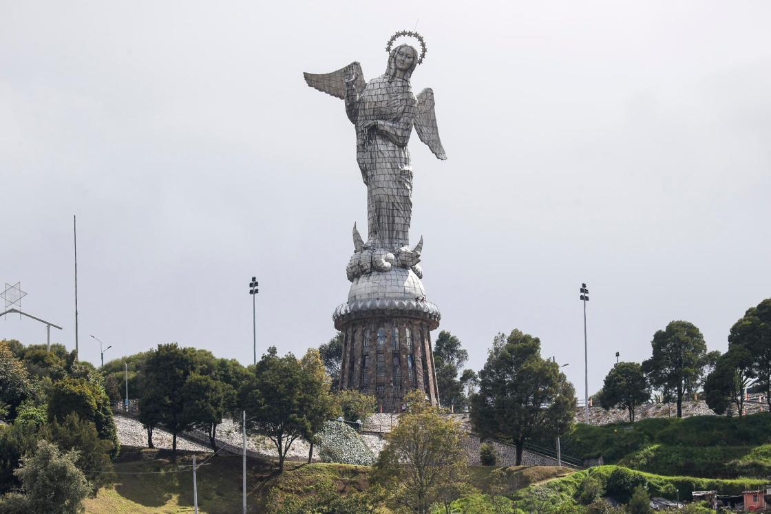 En 2025, Quito recibió 676.463 visitantes y, en los primeros meses de 2026, la tendencia sigue al alza. Entre enero y febrero hemos tenido un incremento del 5,5 %, con cerca de 112.000 visitantes, detalla a EFE la secretaria de Seguridad del Municipio de Quito, Carolina Andrade. EFE/ José Jácome