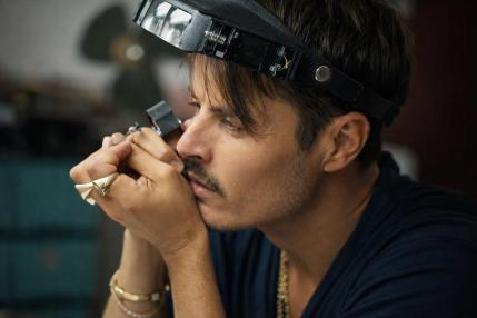 En busca del zafiro azul de Ceylán: Dani Nicols viaja a Sri Lanka