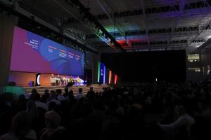 El sector corporativo fue gran protagonista en el segundo día de las reuniones anuales del Grupo Banco Interamericano de Desarrollo (BID) en Paraguay, con el anuncio de la conclusión del proceso de capitalización de 3.500 millones de dólares de BID Invest, su brazo enfocado al segmento privado, y la celebración de la primera de las dos sesiones del foro empresarial que se ha programado. EFE/ Juan Pablo Pino