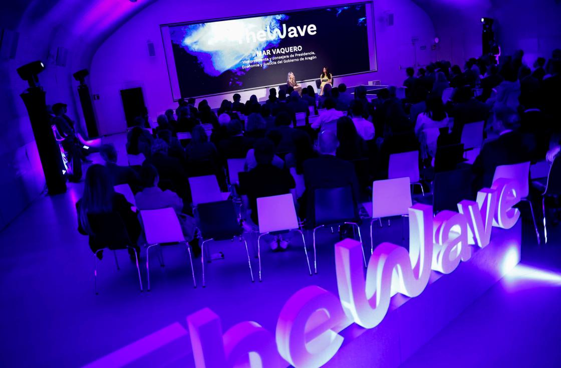 La vicepresidenta y consejera de Presidencia, Economía y Justicia del Gobierno de Aragón, Mar Vaquero participa este martes en la presentación en Madrid del evento "The Wave" 2026 que se celebrará entre el 14 y el 16 de abril en Zaragoza. EFE/David Fernández