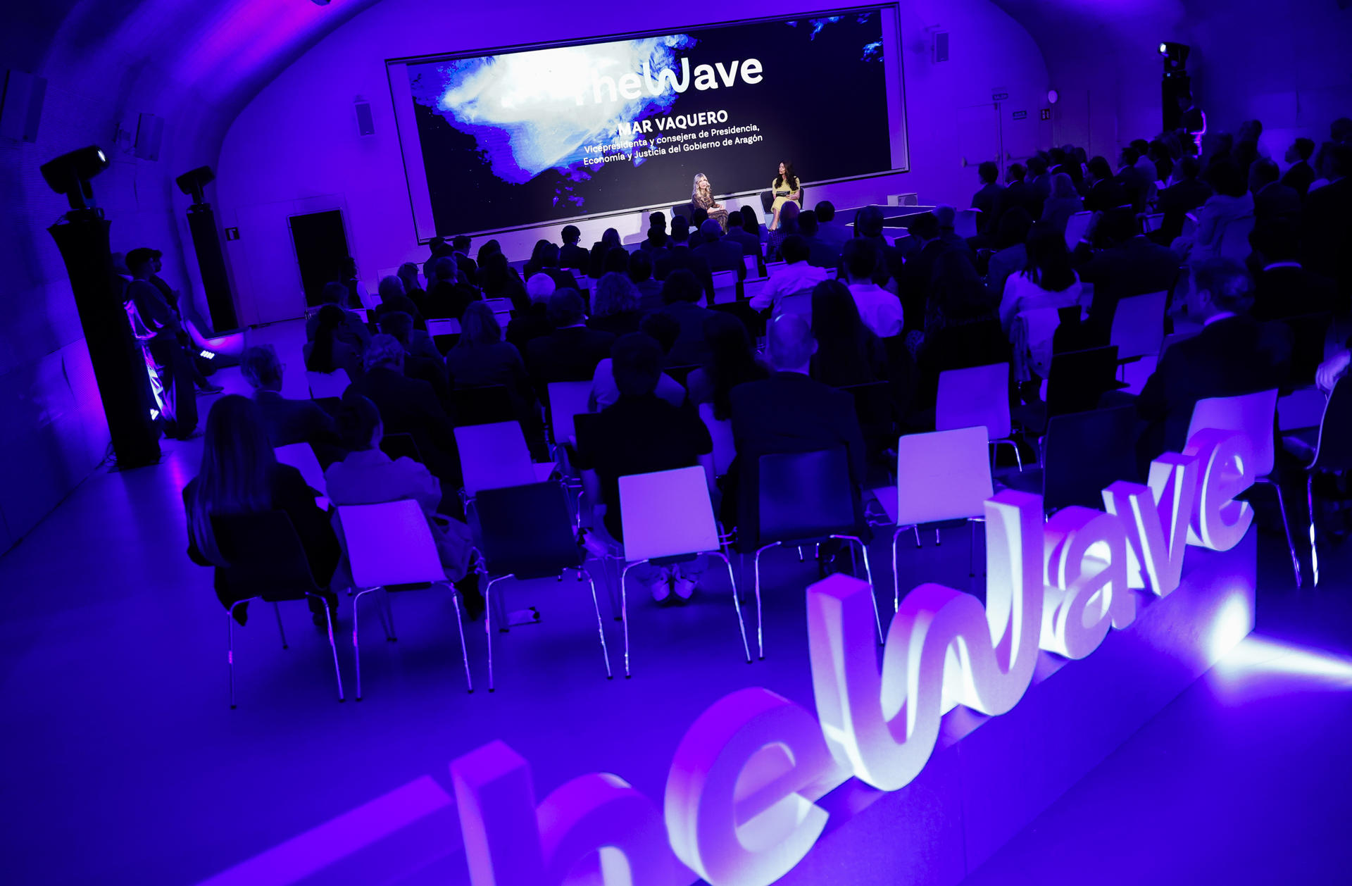 La vicepresidenta y consejera de Presidencia, Economía y Justicia del Gobierno de Aragón, Mar Vaquero participa este martes en la presentación en Madrid del evento "The Wave" 2026 que se celebrará entre el 14 y el 16 de abril en Zaragoza. EFE/David Fernández