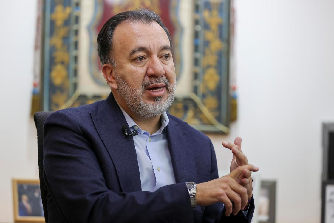 Quito ha ganado 24 premios turísticos desde 2023 y se ha consolidado como uno de los destinos más apetecidos por los visitantes al país andino que, en 2025 registró más de 1,3 millones de entradas internacionales. EFE/José Jácome