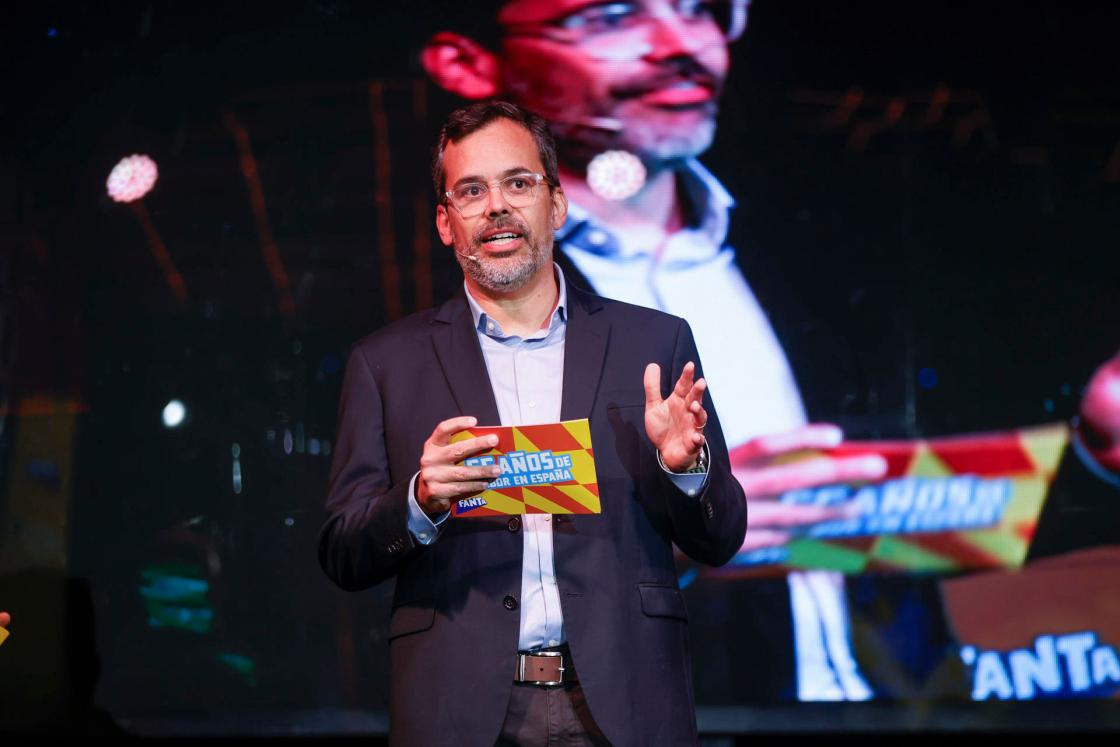 Pedro Massa, Director General de Coca-Cola Iberia, interviene en el evento del 65 Aniversario de Fanta en España, en Madrid. EFE/David Fernández 