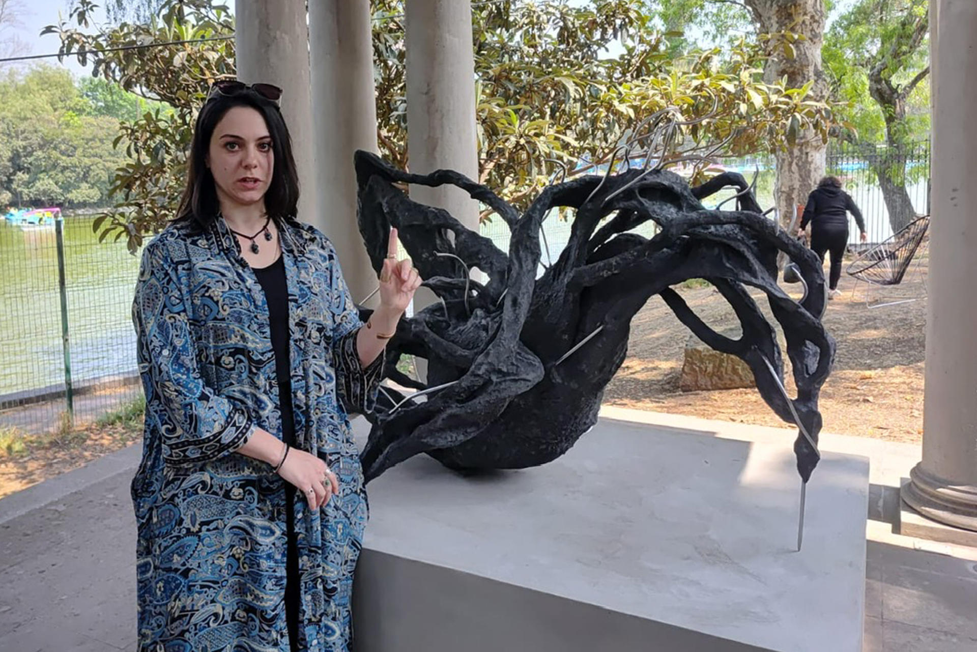 Como parte de una estrategia cultural, se han organizado diversas exhibiciones, conciertos y presentaciones artísticas, destacando la exposición 'Cranegrura' de la escultora italiana Camilla Alberti en Casa del Lago de la UNAM. Este proyecto escultórico, desarrollado durante su residencia artística, incluyó materiales como baba de nopal y arena volcánica, y representa un jaguar en actitud cazadora. EFE/ Casa del Lago UNAM /SOLO USO EDITORIAL/ NO VENTAS/ SOLO DISPONIBLE PARA ILUSTRAR LA NOTICIA QUE ACOMPAÑA (CRÉDITO OBLIGATORIO)