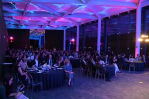 Fotografía cedida por Roche que muestra asistentes de la ceremonia de premiación del Premio Roche 2025, en Ciudad de México (México). EFE /Roche/ SOLO USO EDITORIAL NO VENTAS /SOLO DISPONIBLE PARA ILUSTRAR LA NOTICIA QUE ACOMPAÑA (CRÉDITO OBLIGATORIO)