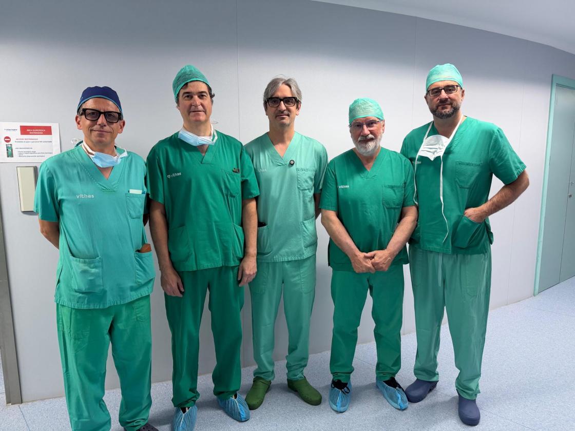 Un equipo liderado por González Rivas extirpa en Vithas Aravaca un tumor de 1,3 kilos