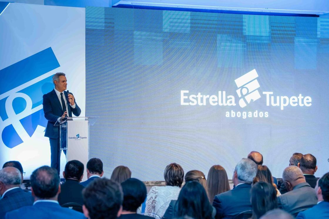 Guillermo Estrella Ramia: la arquitectura legal. Autor: Guillermo Estrella Ramia.