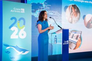 Directora de Experiencia al Cliente de Copa Airlines, Diana Mizrachi, hablando durante las proyecciones de Copa Airlines 2026 este jueves, en Ciudad de Panamá (Panamá). EFE/ Copa Airlines /SOLO USO EDITORIAL/ NO VENTAS/ SOLO DISPONIBLE PARA ILUSTRAR LA NOTICIA QUE ACOMPAÑA (CRÉDITO OBLIGATORIO)