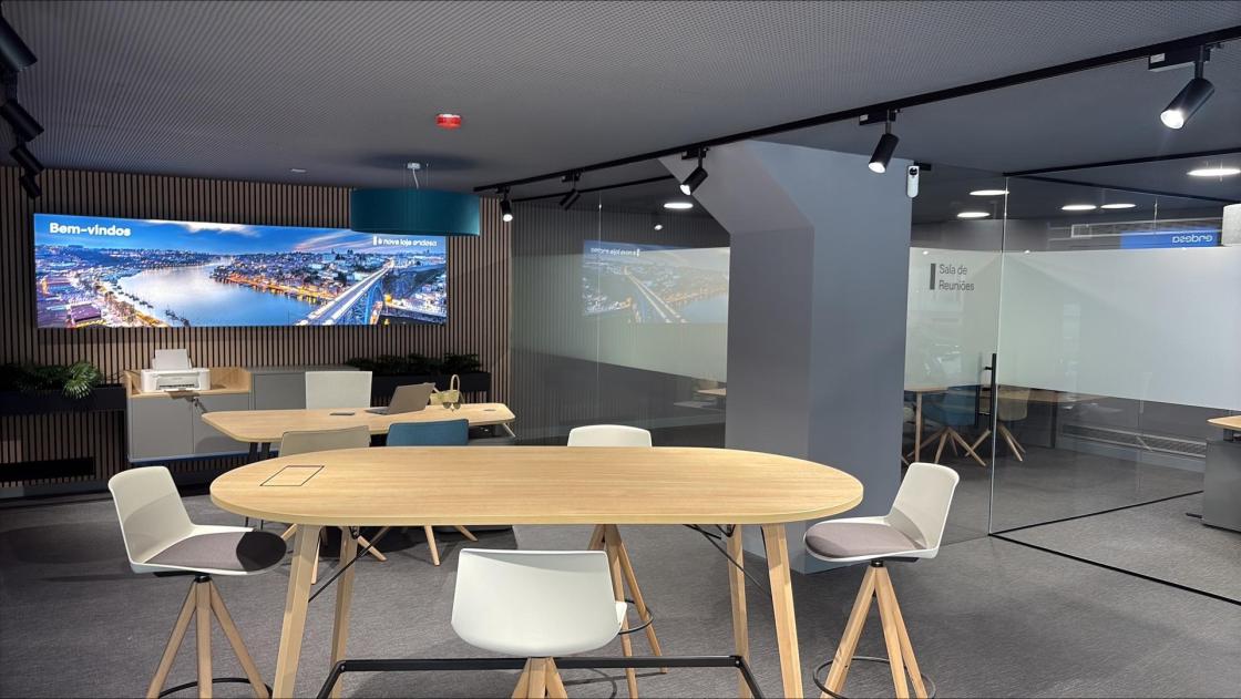 Foto do interior da Loja Porto. IMAGEM CORTESIA DA ENDESA