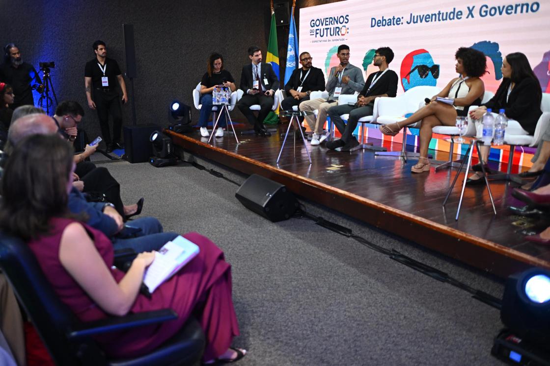 El foro, organizado por el PNUD con el apoyo de la Agencia EFE, reúne a un centenar de jóvenes preocupados con el estado de la democracia. EFE/ André Borges